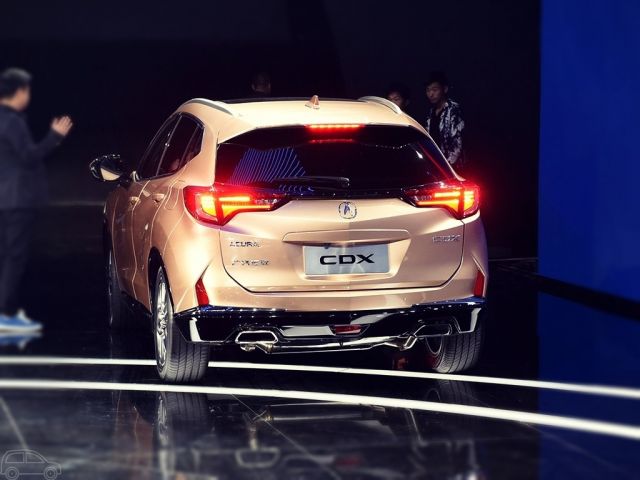 2019 Acura CDX rear