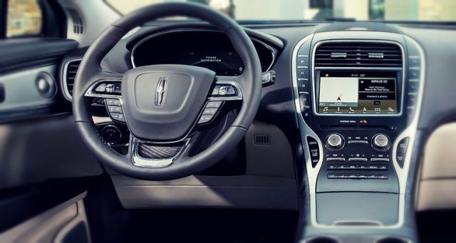 2019 Lincoln MKX interior