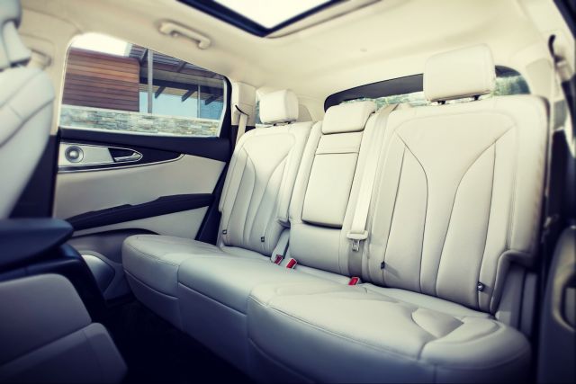 2019 Lincoln MKX seats