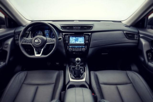 2019 Nissan X-Trail interior