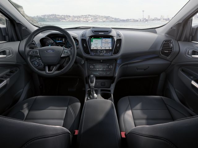 2019 Ford Escape Hybrid interior
