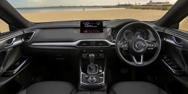 2019 Mazda CX-9 interior