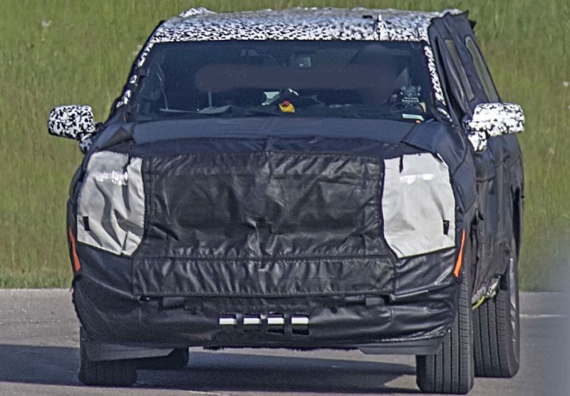 2020 Chevy Suburban front
