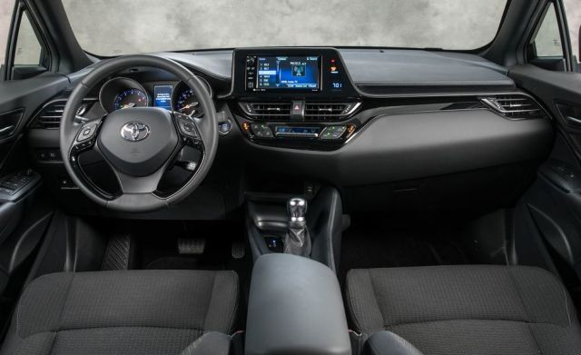 2019 Toyota C-HR interior