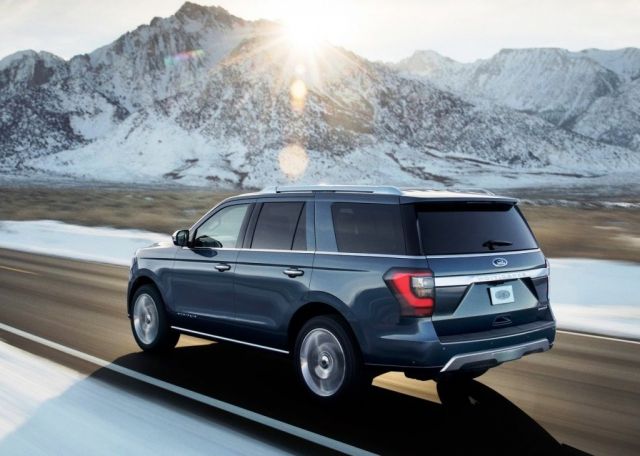 2020 Ford Expedition rear
