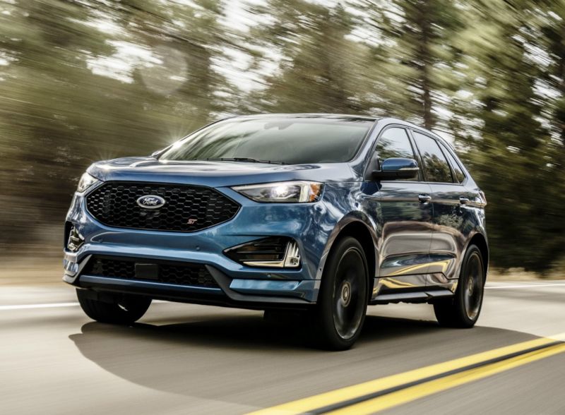 2020 Ford Edge front