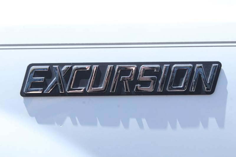 2020 Ford Excursion