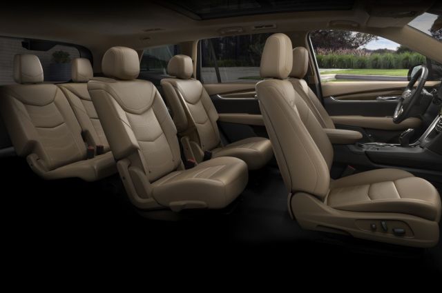 2020 Cadillac XT6 interior