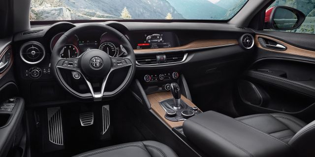 2020 Alfa Romeo Stelvio interior