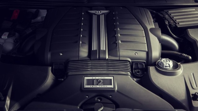 2020 Bentley Bentayga Speed engine