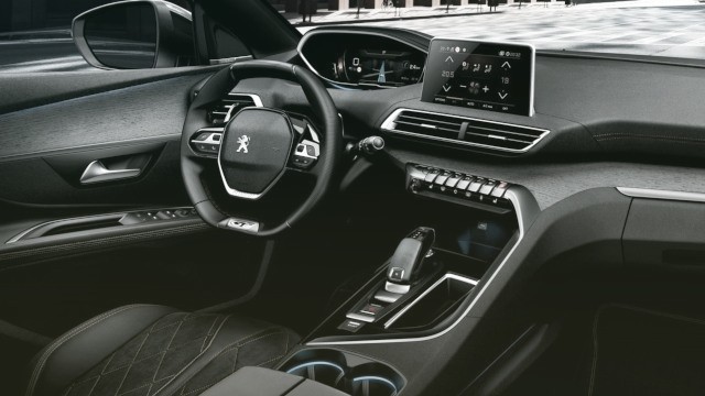 2020 Peugeot 5008 interior