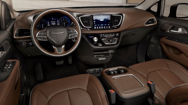 2021 Chrysler Aspen interior