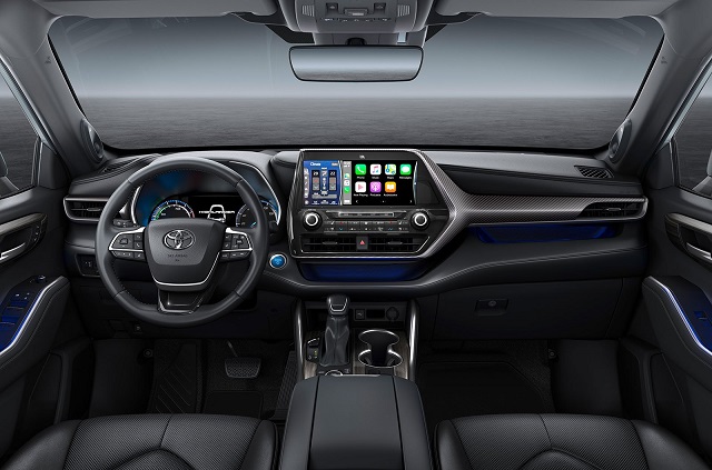 2021 Toyota Highlander Hybrid interior