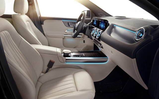 2022 Mercedes-Benz GLA interior